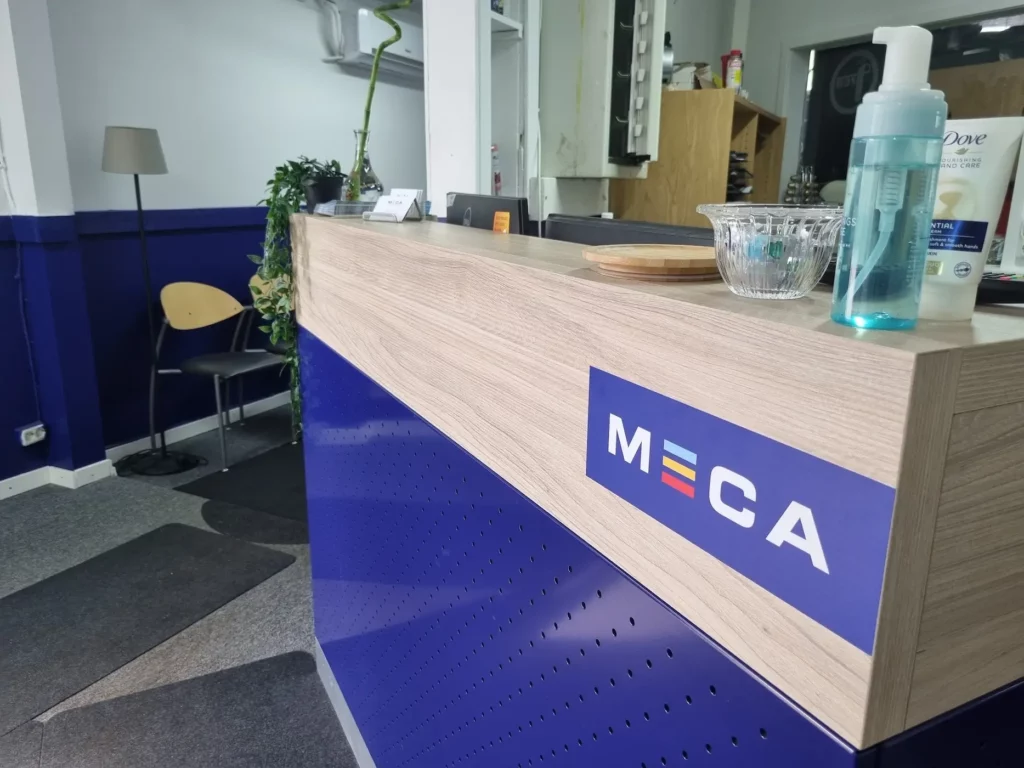 Kundmottagningen på vår MECA Bilverkstad i Rönninge - Salem